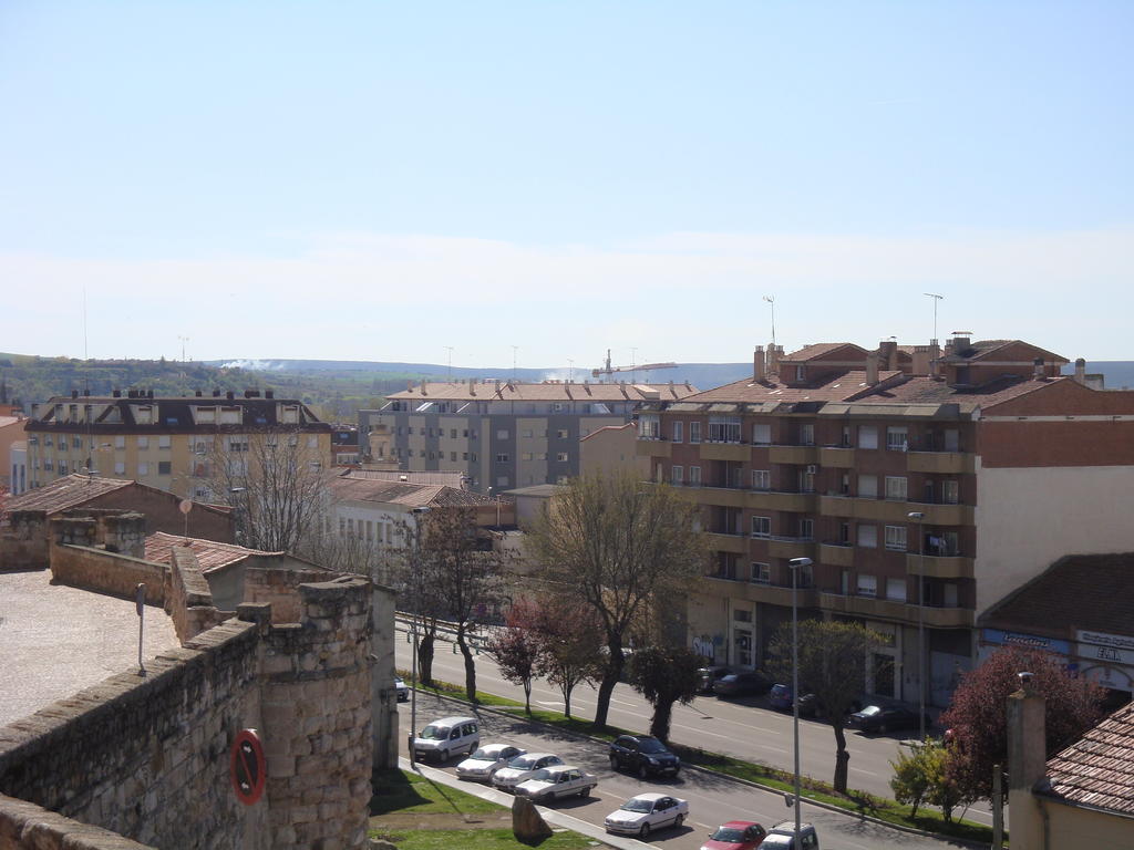 Apartamentos La Muralla Самора Екстер'єр фото